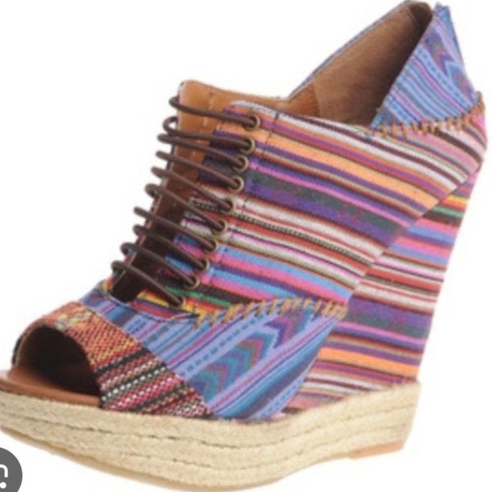Chinese Laundry Shoes 7M